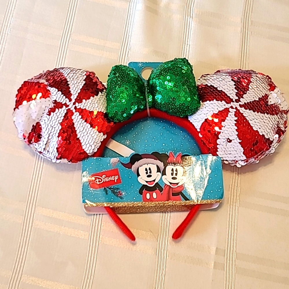 Minnie mouse christmas ears